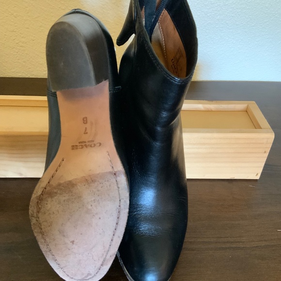 Coach Waldorf Booties Black Size 7 Ankle Boots Zipper Heels - Picture 11 of 16